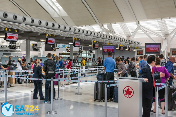 قوانین ورود به کانادا در فرودگاه ها