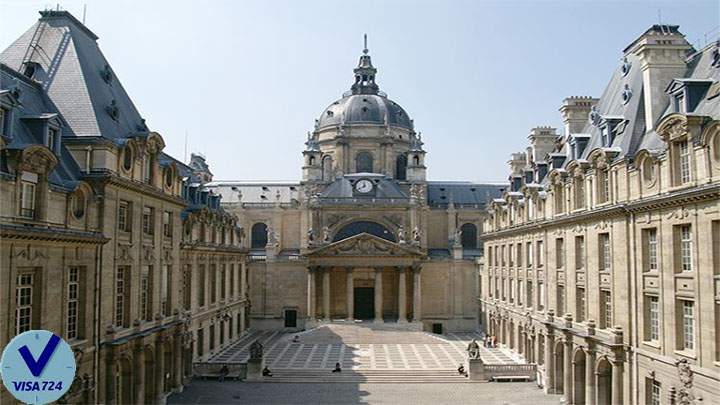 اقامت دانشجویی در فرانسه